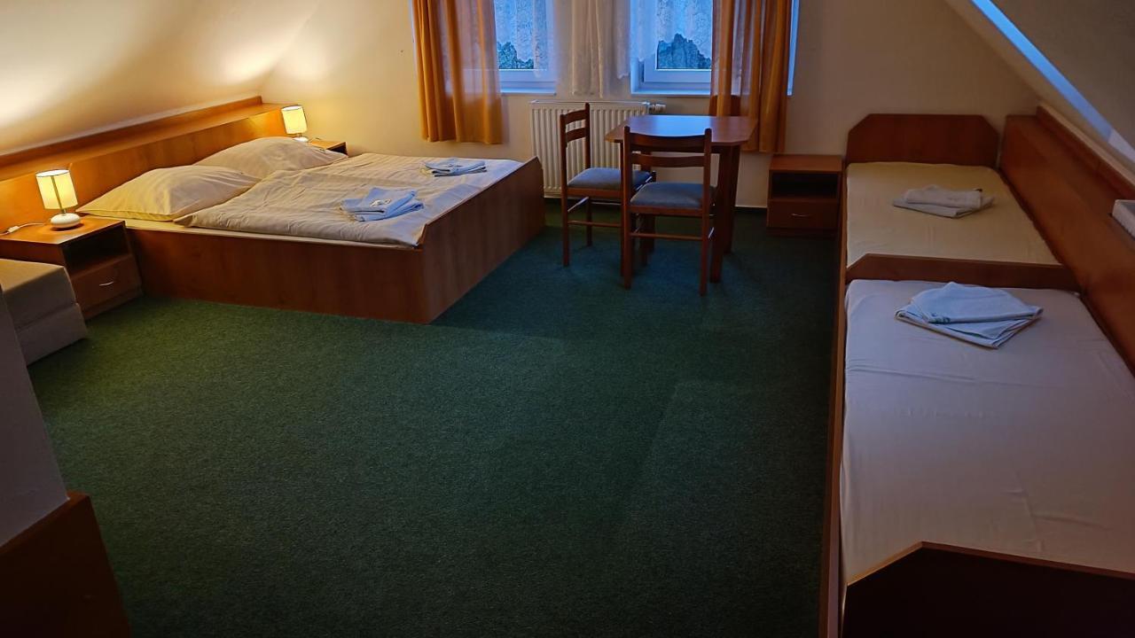 Motel Velky Rybnik Pelhřimov エクステリア 写真